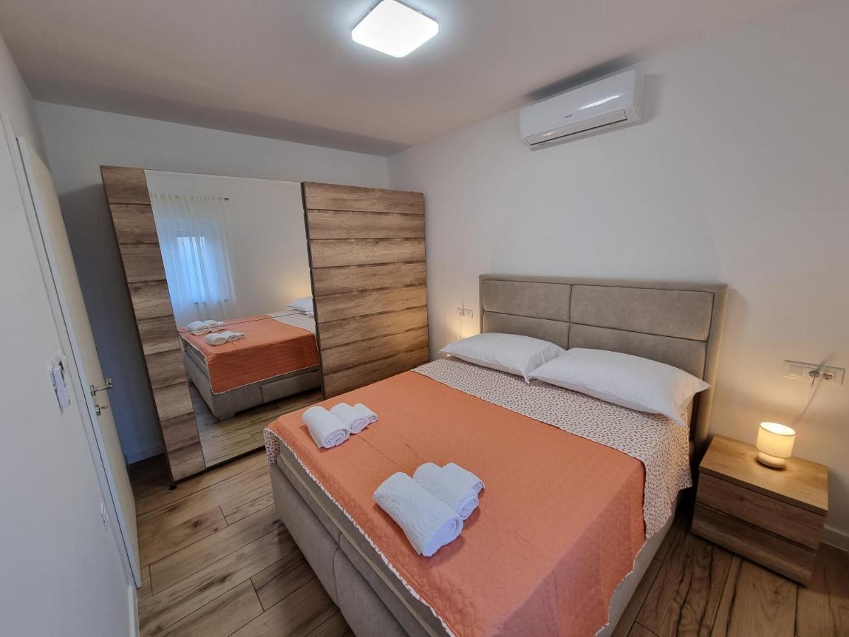 Apartman Lovre Zadar Eksteriør billede